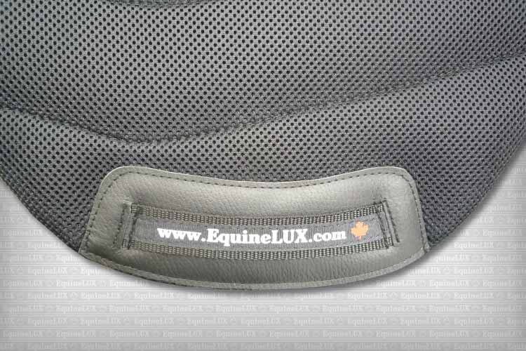 EquineLux Bareback SHOCK-REDUCING™ endurance saddle pad with cotton lining and pockets for shims