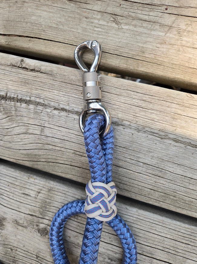 13ft 5/8" stormy blue lead rope with silver twist panic snap and raspberry/cream accents