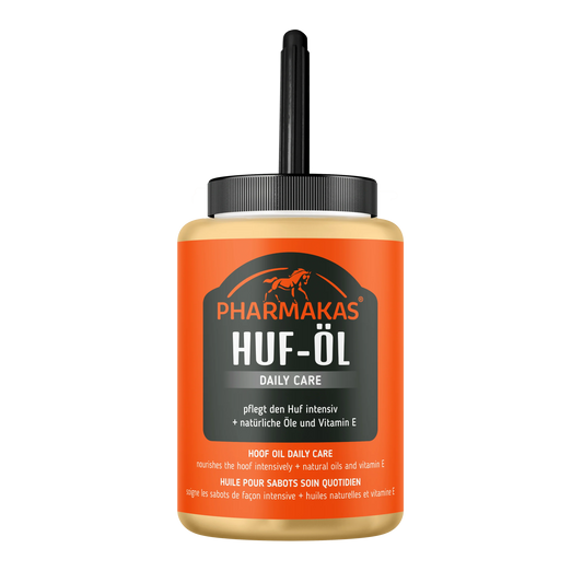Pharmakas Hoof Oil with Brush 475ml