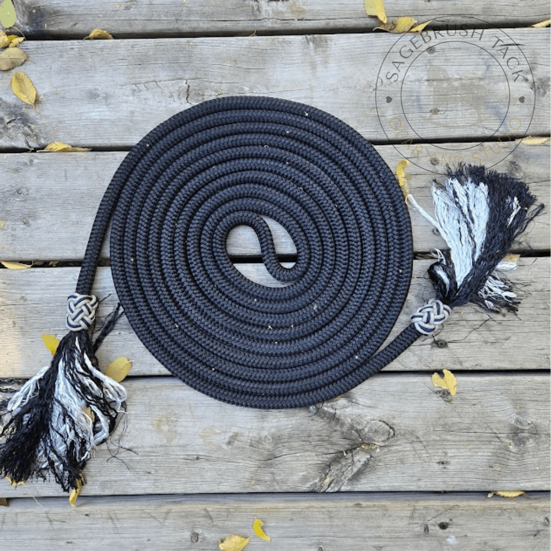 SB 5/8" Black/ White Mecate