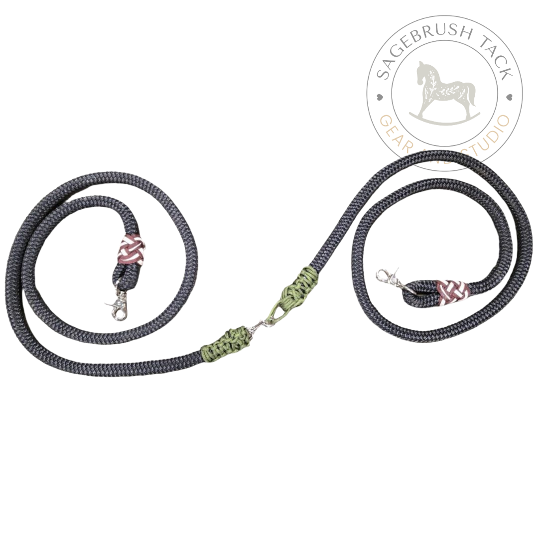 SB 5/8" Reins with Middle Clip - Black