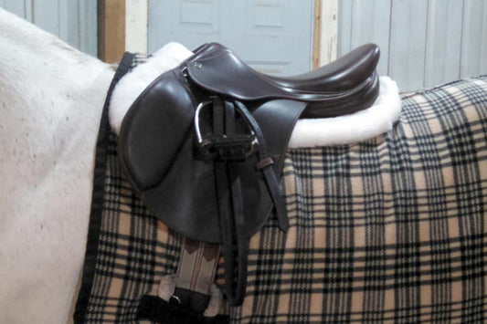 EquineLux BufferLUX™ jumper half pad with front/back fleece trim and pockets (non-slip underside)