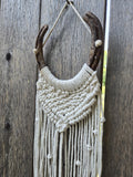 SB Macrame lucky horseshoe wall decor
